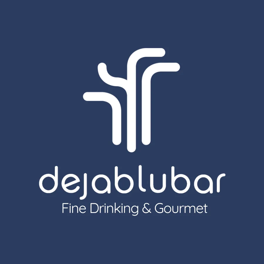 Deja Blu | Fine Drinking & Gourmet